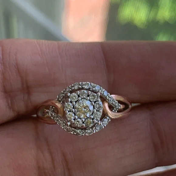 10kt Rose Gold 0.50 Carat Diamond Ring - Picture 2 of 7